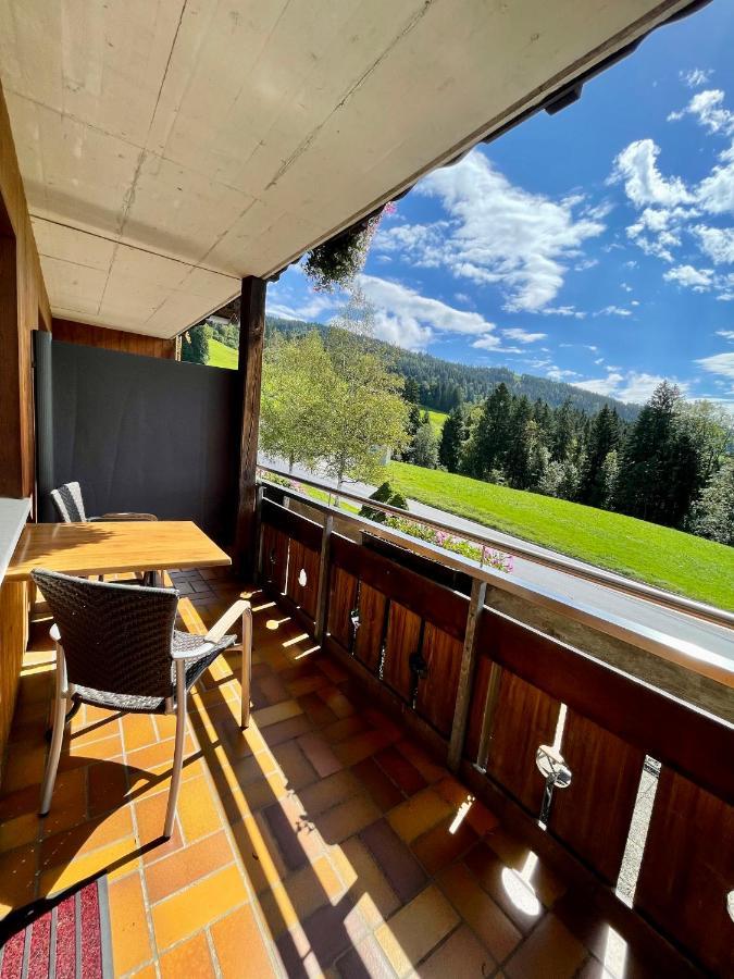 Pension & Gasthof Zur Taube Sulzberg  Bagian luar foto
